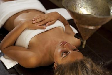 Lees alles over Ayurveda in deze beginners gids. Puurenkuur biedt het Beste aanbod van Ayurveda reizen en vakanties in de wereld. Luxe boetiekhotels en Destination Spa’s. Experts in hart en nieren - Duizenden tevreden klanten - Top Service
