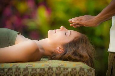 Ontdek de magie van boutique retreat Fivelements in Bali. Het healing retreat met Balinese healers is een ervaring van diepe emotionele inzichten en totale ontspanning. 