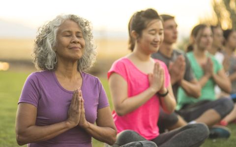 Image for Ageism: trots op je leeftijd