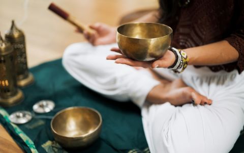 Image for Sound bath is de introductie naar de Yogales Nidra
