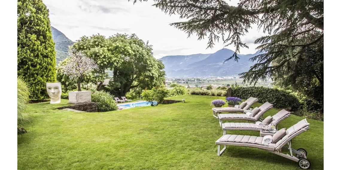 Villa Eden Leading Park Retreat