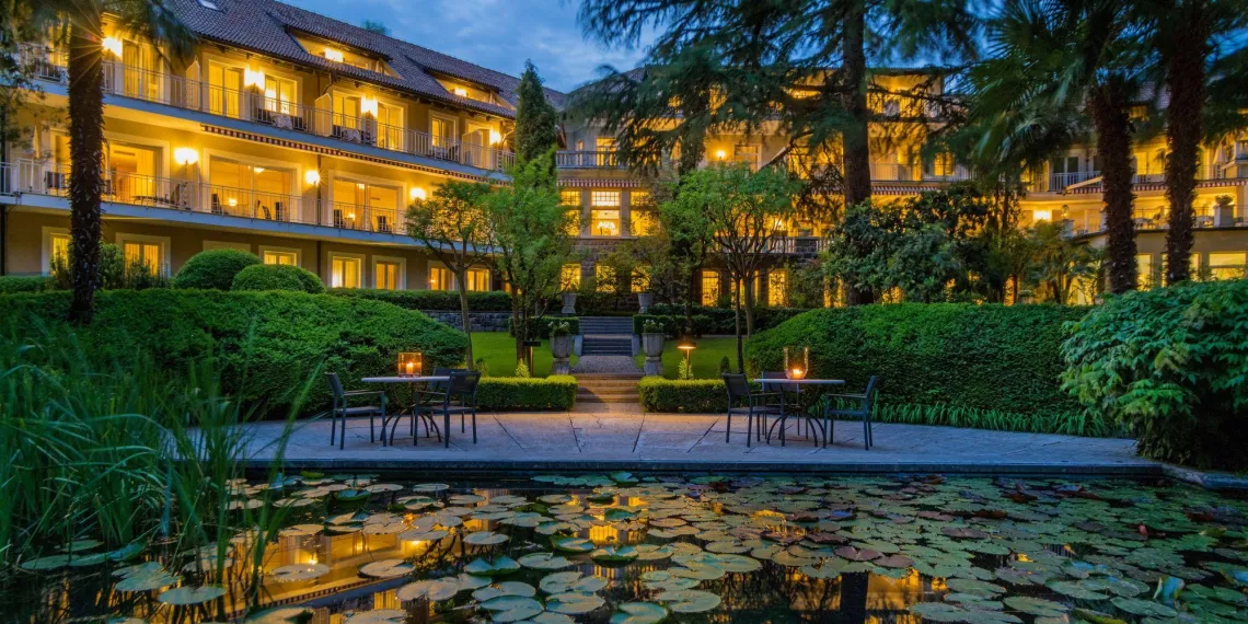 Villa Eden Leading Park Retreat