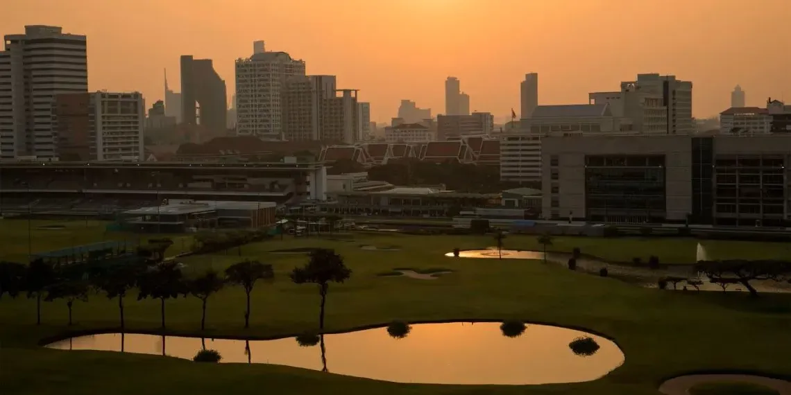 uitzicht op het hotel NEW! Longevity Hub by Clinique La Prairie St Regis